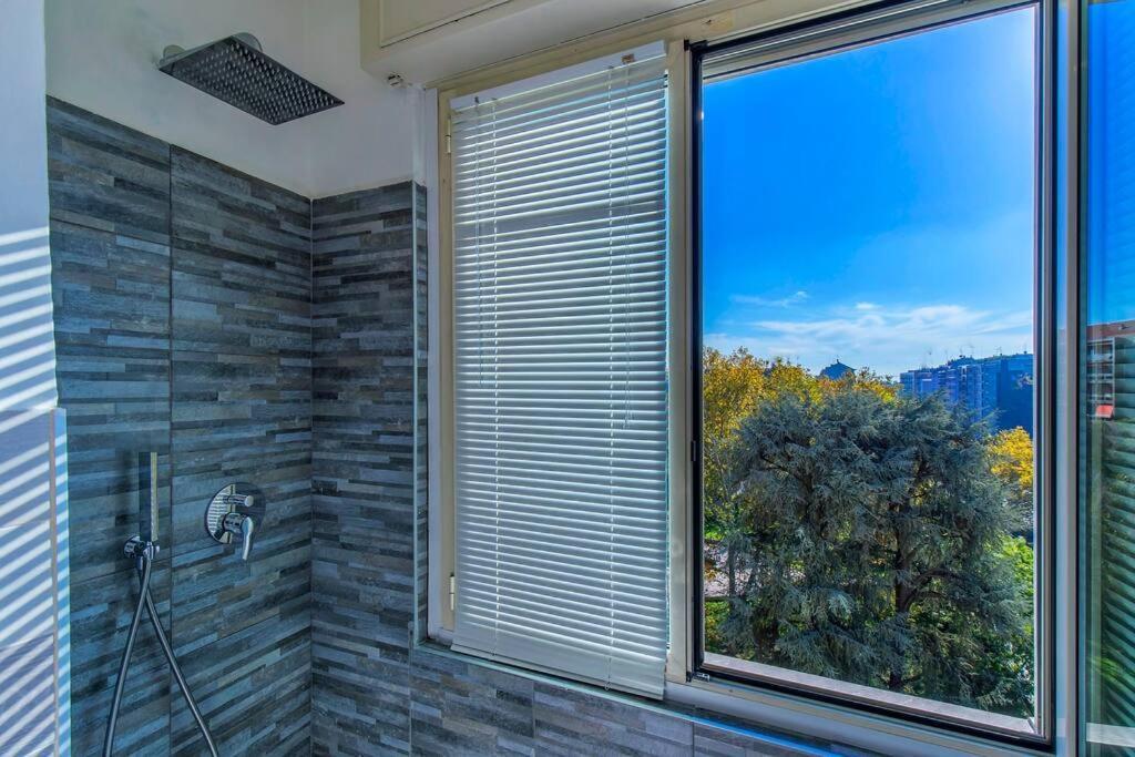 Charmy & Cozy Panoramic Flat 50M From M4 Stop Milaan Buitenkant foto